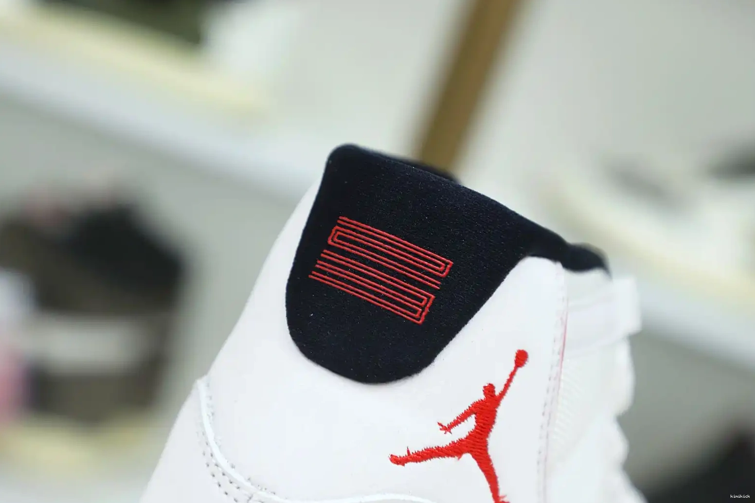 JORDAN RETRO TINT 11 XI AIR Kimikick PLATINUM 0528